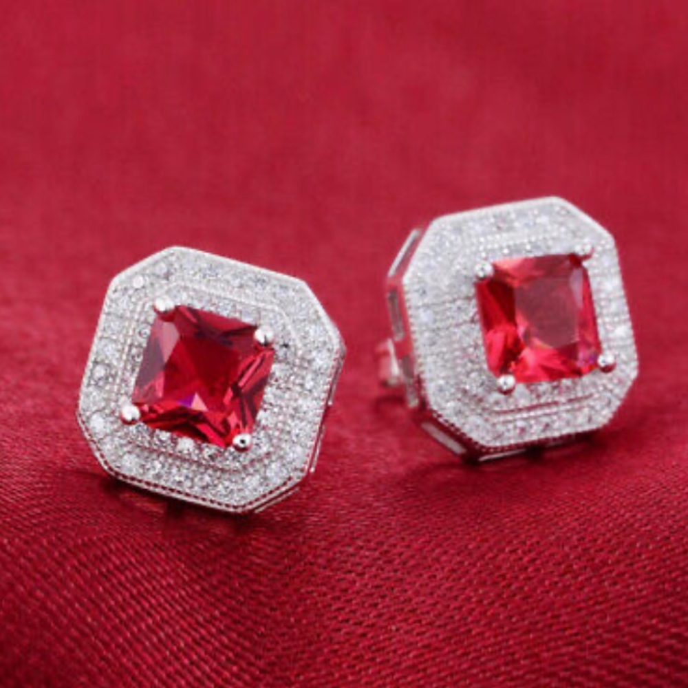 NWT STERLING SILVER DIAMOND Stud EARRINGS - Picture 4 of 4